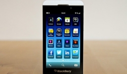 BlackBerry Z10 đại hạ giá chỉ còn hơn 5 triệu đồng